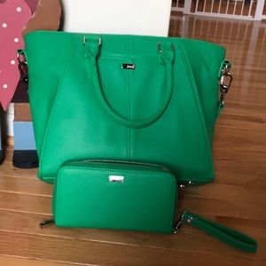 31 bag and wristlet wallet